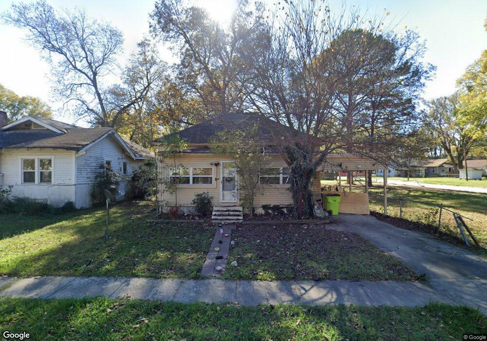 209 W 6th St, Stuttgart, AR 72160 - photo 1