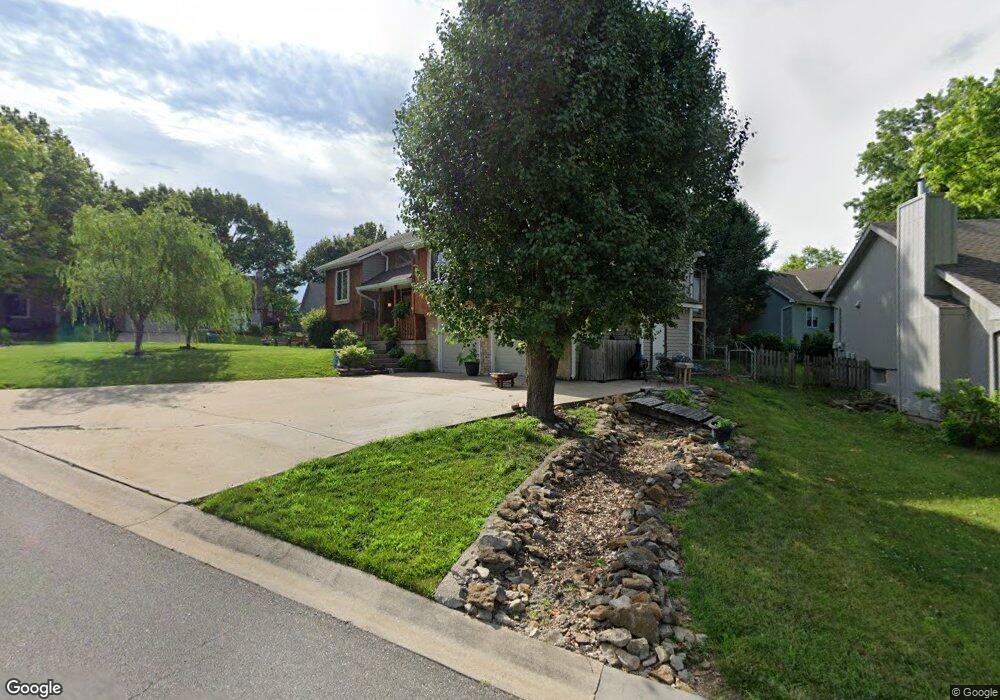 7143 Rene St, Shawnee, KS 66216 - photo 1