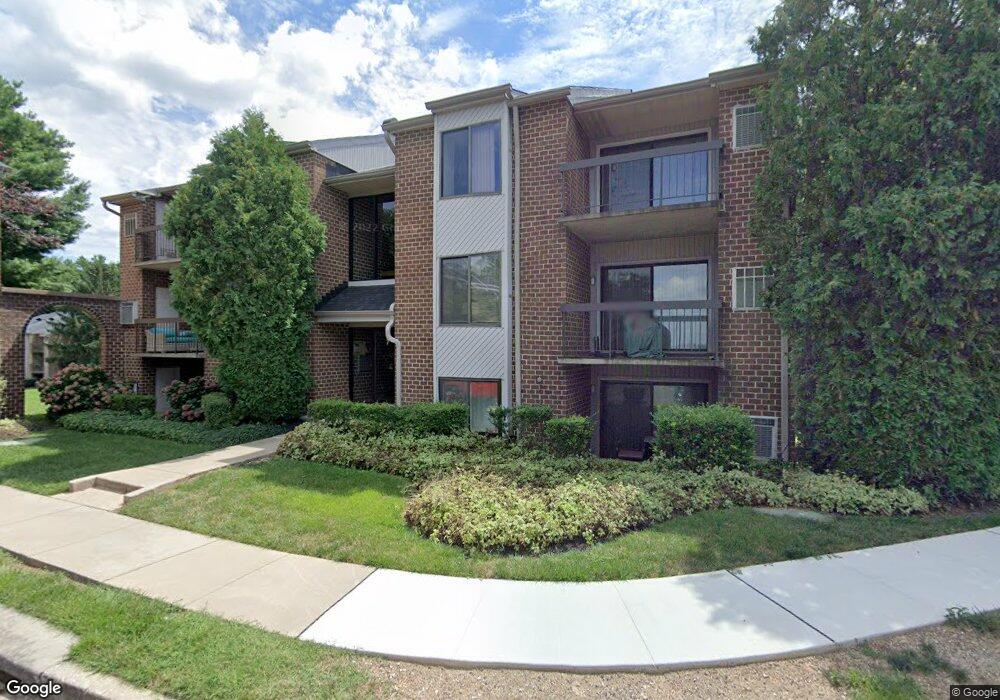 7 Mullingar Ct unit 301, Lutherville Timonium, MD 21093 - photo 1