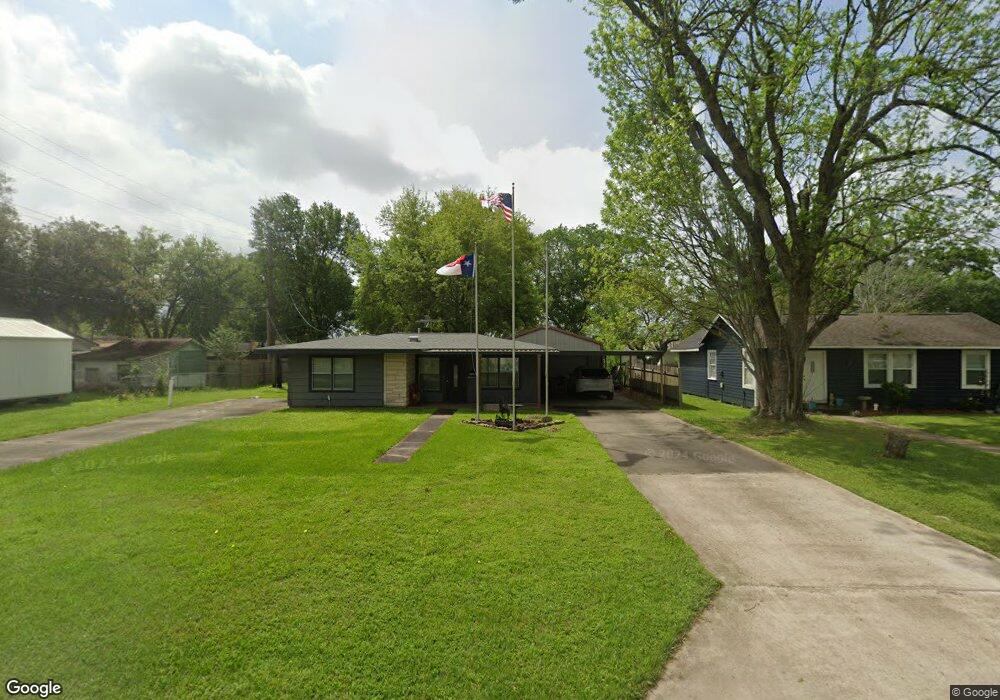 3112 9th St, Bay City, TX 77414 - photo 1