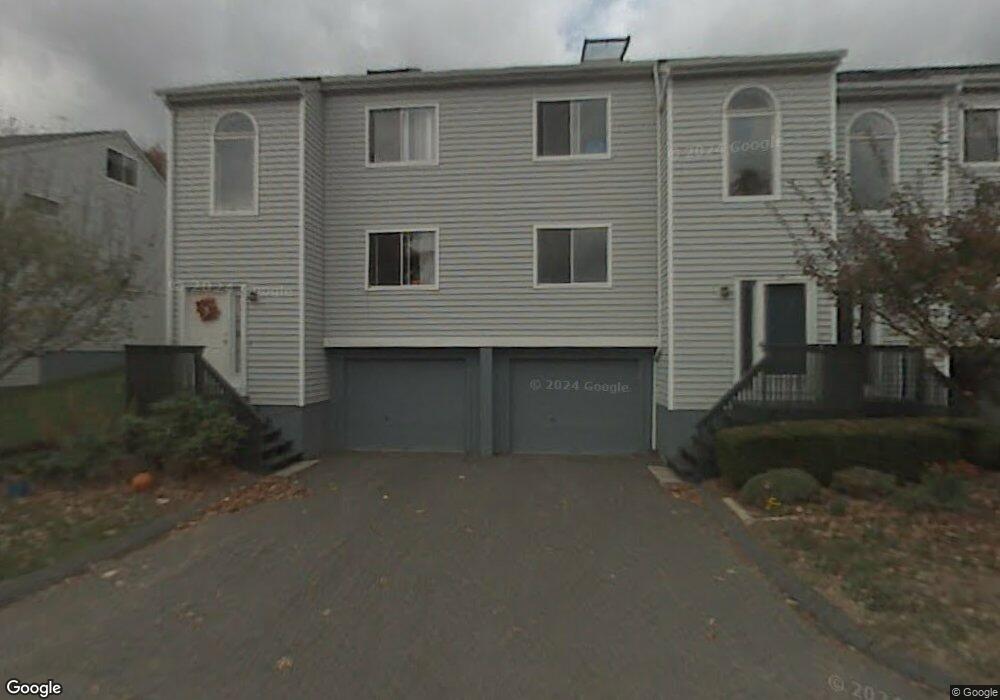 29 Sunridge Ln, Cromwell, CT 06416 - photo 1