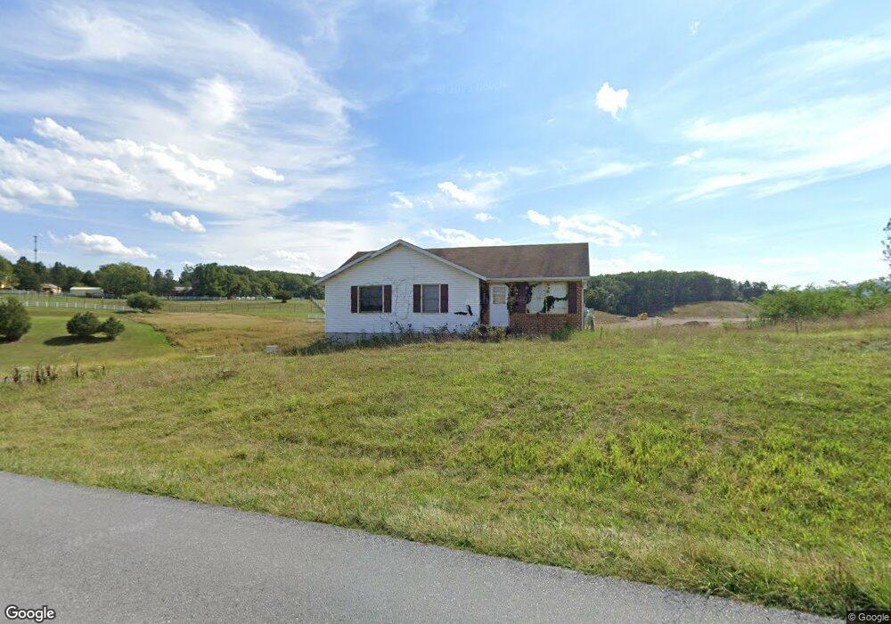 820 Johnsons Mill Rd, Berkeley Springs, WV 25411 - photo 1