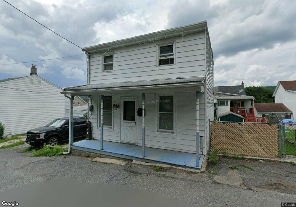 324 Mountain Ave, Tamaqua, PA 18252 - photo 1