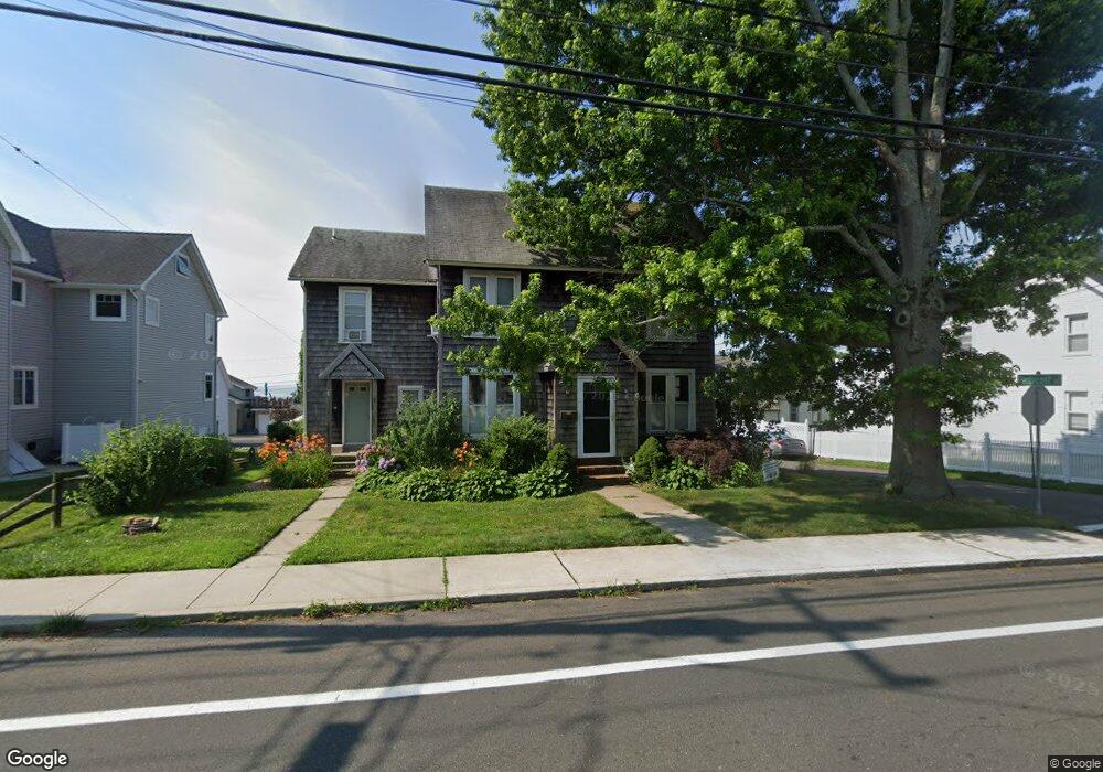 129 Shore Dr, Branford, CT 06405 - photo 1