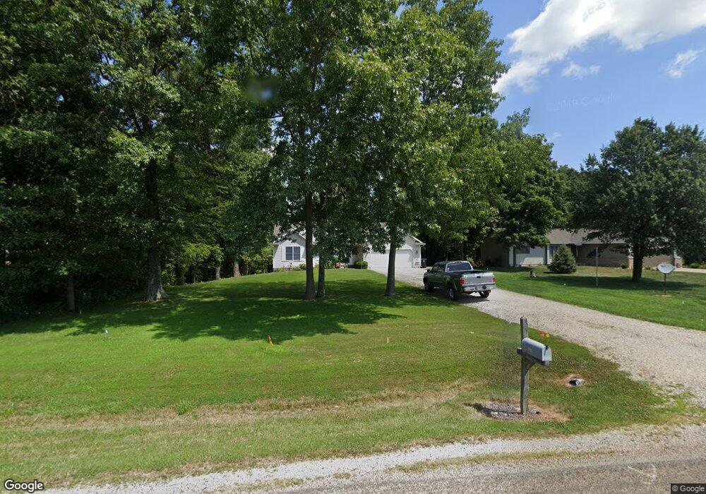 14240 E Dutch Ln, Effingham, IL 62401 - photo 1