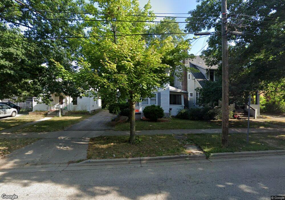 924 W Shiawassee St, Lansing, MI 48915 - photo 1