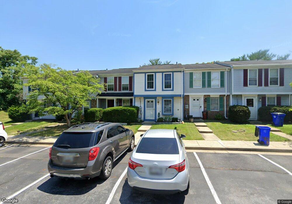 5827 Whitfield Ct, Frederick, MD 21703 - photo 1