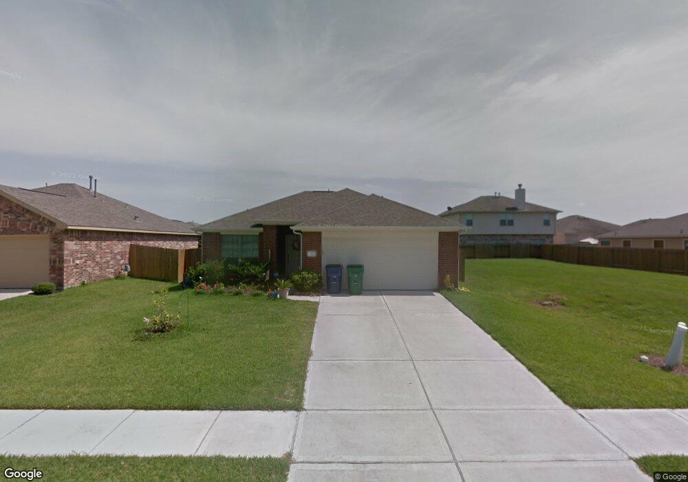 392 De Coster Blvd, Alvin, TX 77511 - photo 1