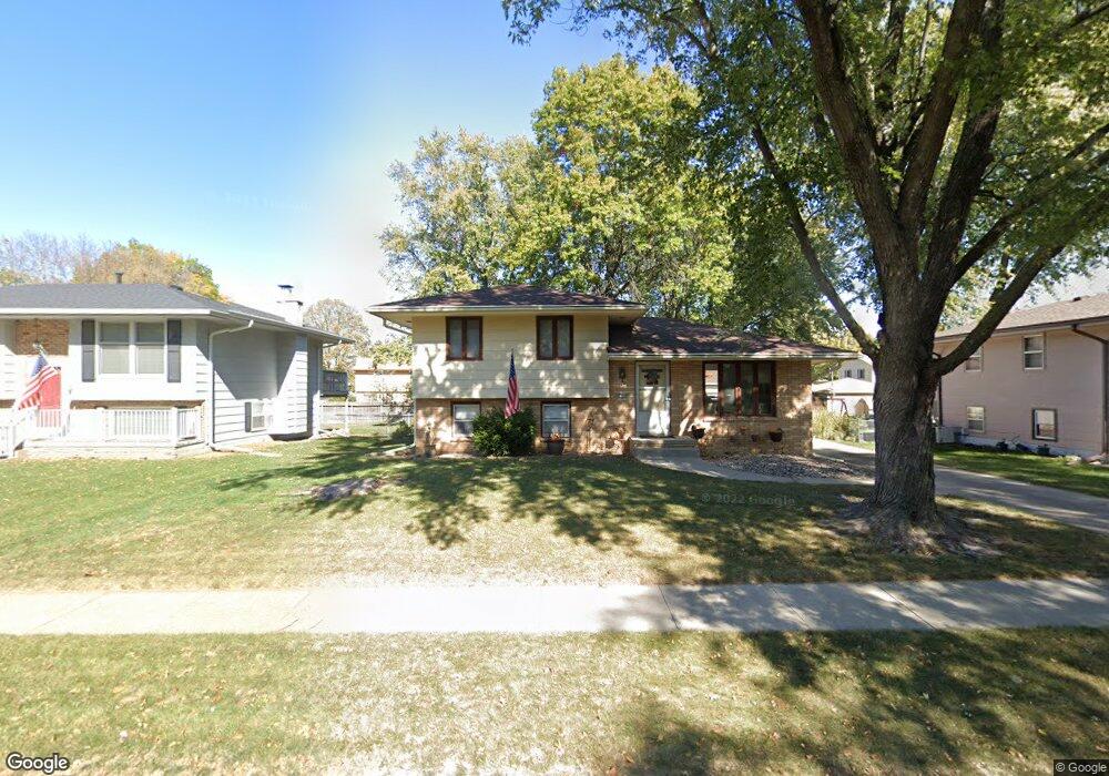 5309 Valdez Dr, Des Moines, IA 50310 - photo 1