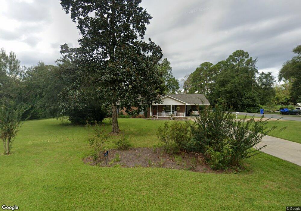 115 Mahan St, Jesup, GA 31545 - photo 1