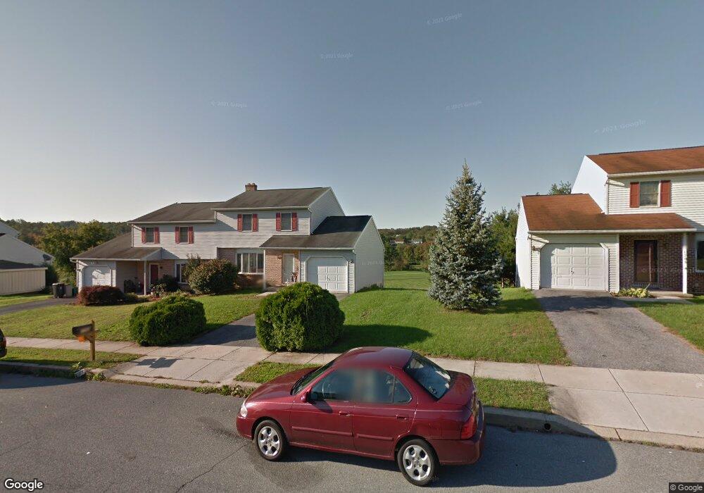 1708 Acorn Dr, Reading, PA 19608 - photo 1