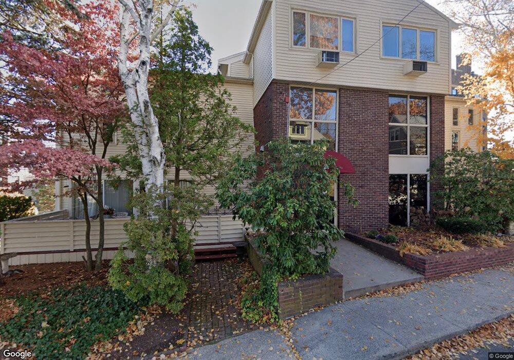 29 Vine St unit 3, Winchester, MA 01890 - photo 1