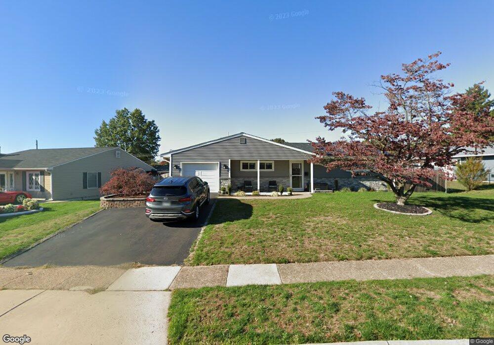 41 Idlewild Rd, Levittown, PA 19057 - photo 1