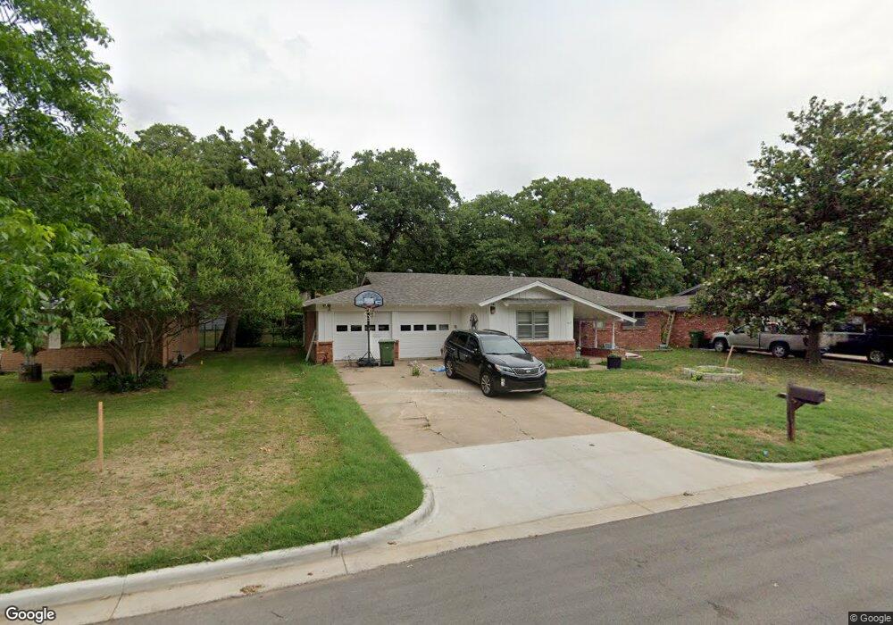 612 Post Oak Dr, Hurst, TX 76053 - photo 1