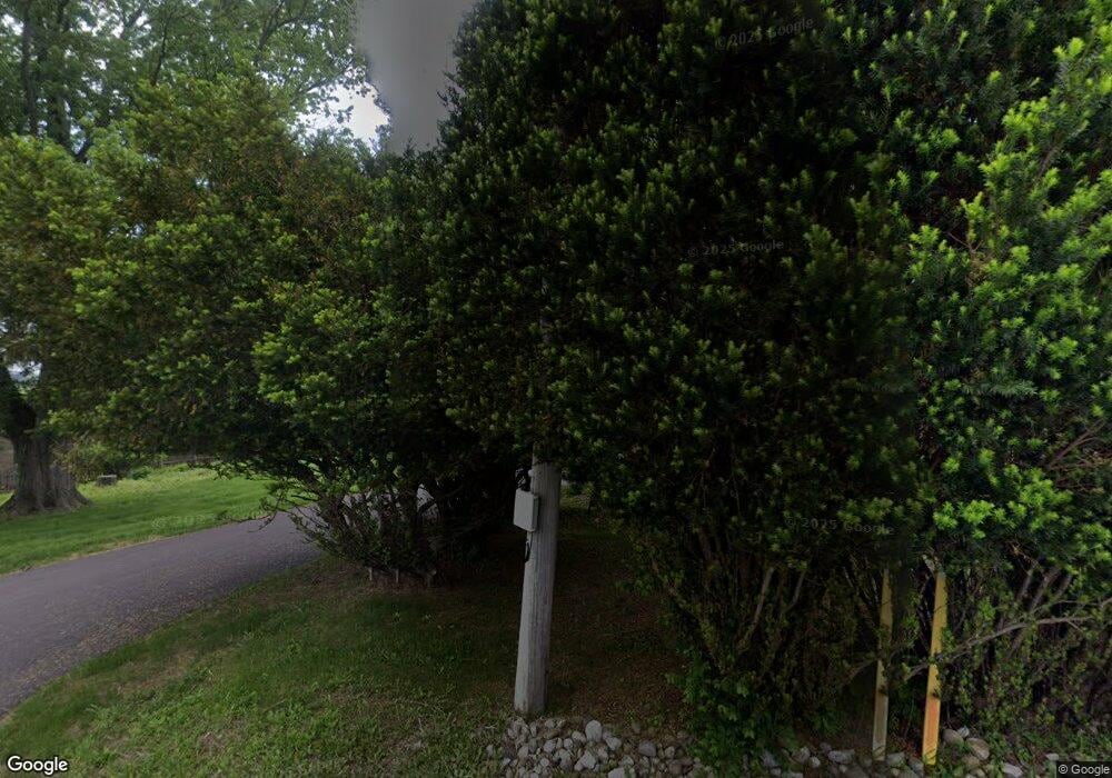 492 Valley View Rd, Eighty Four, PA 15330 - photo 1