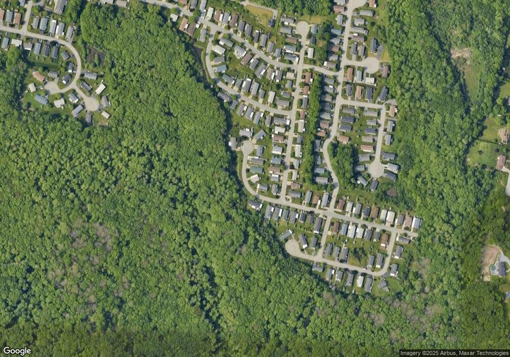 19 Cardinal Ct unit 2-68, Tiverton, RI 02878 - photo 1