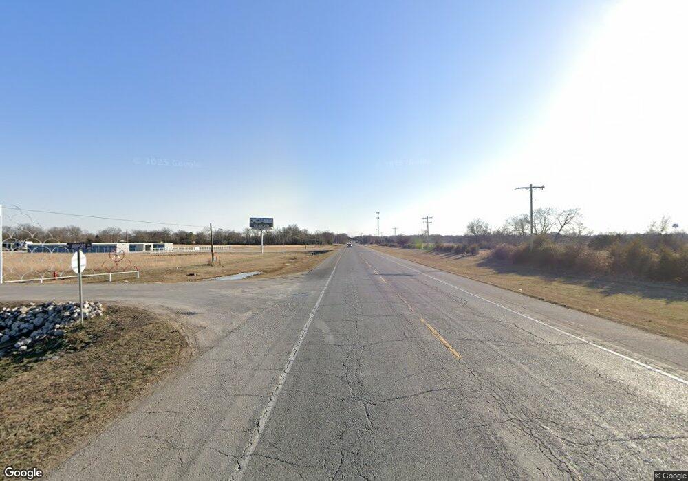 112 N Chickasaw Ave, Haskell, OK 74436 - photo 1