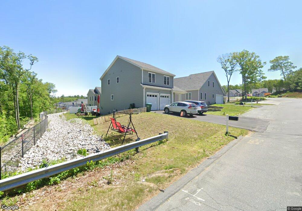 4 Crowns Way, Uxbridge, MA 01569 - photo 1