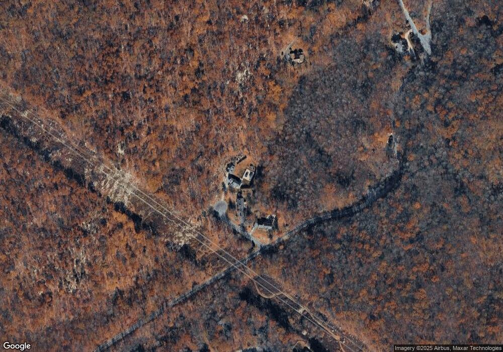 18 Hillary Ct, Tuxedo Park, NY 10987 - photo 1