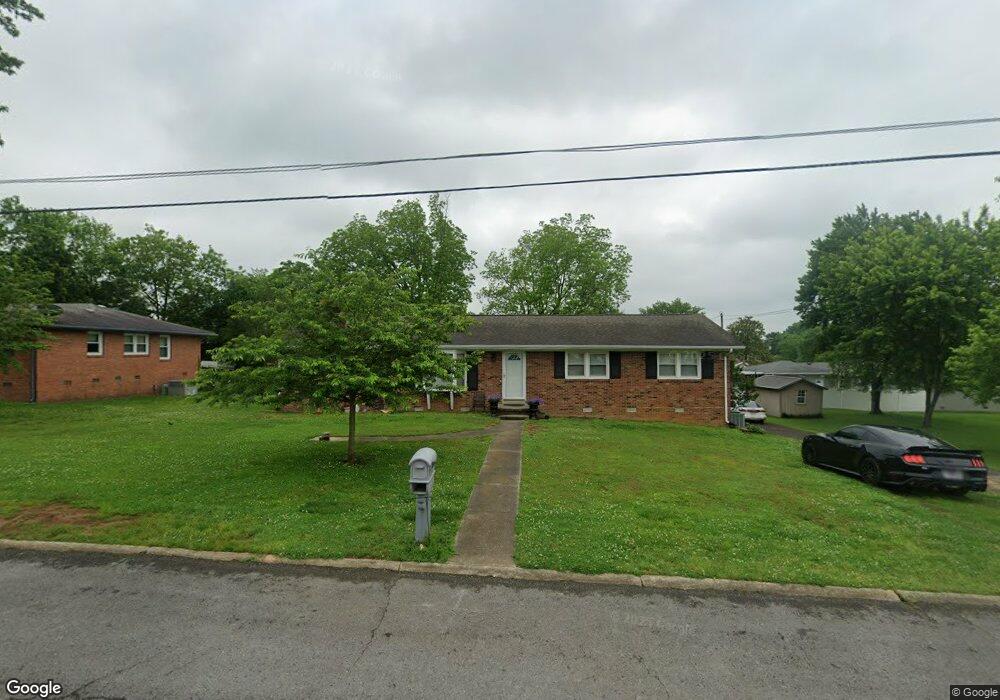 304 Stardust Dr, Shelbyville, TN 37160 - photo 1