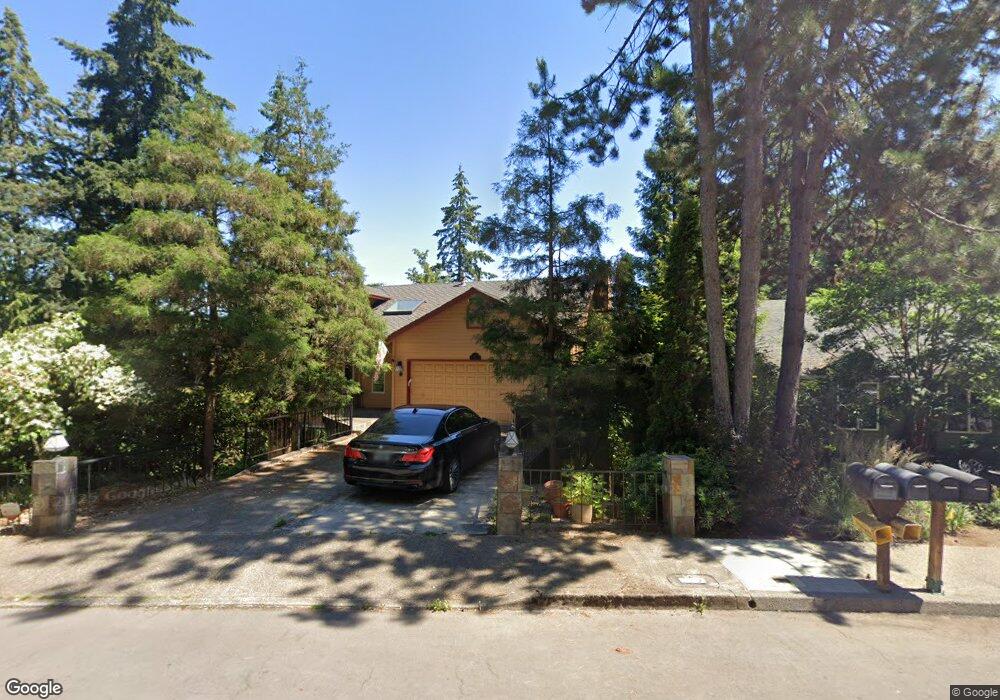 18135 Hillside Ct, West Linn, OR 97068 - photo 1