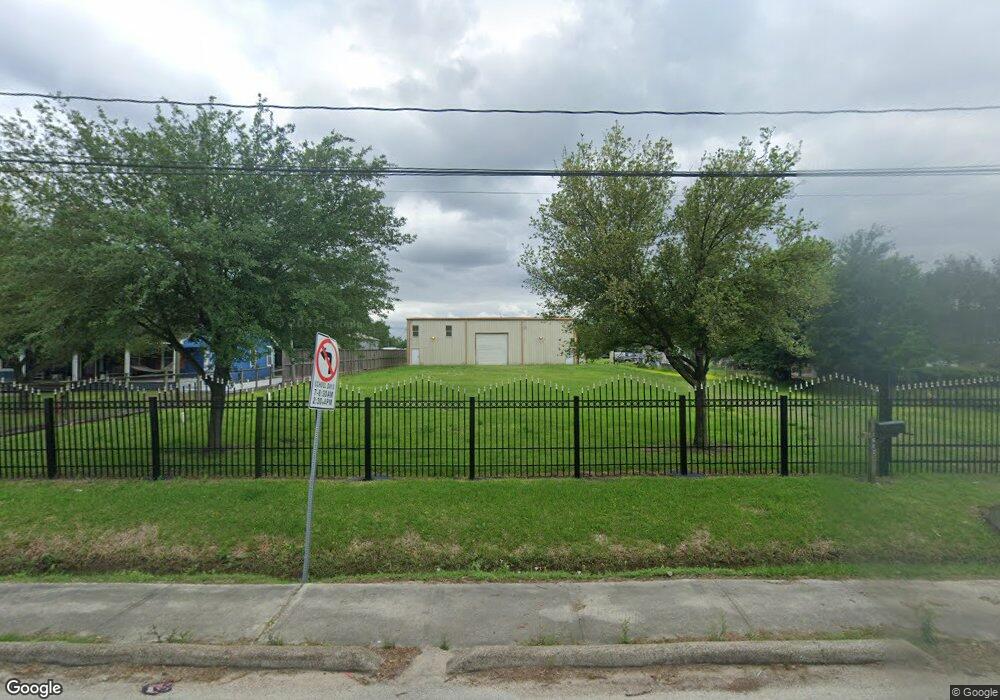 1602 Skinner Rd, Houston, TX 77093 - photo 1