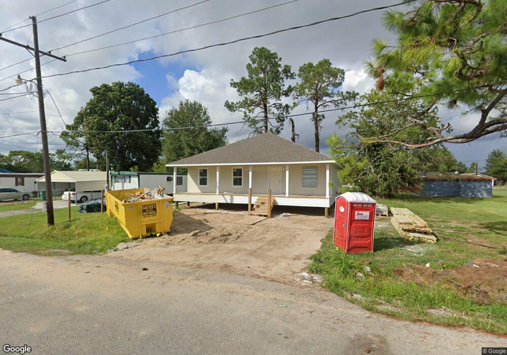 209 Carol St, Thibodaux, LA 70301 - photo 1