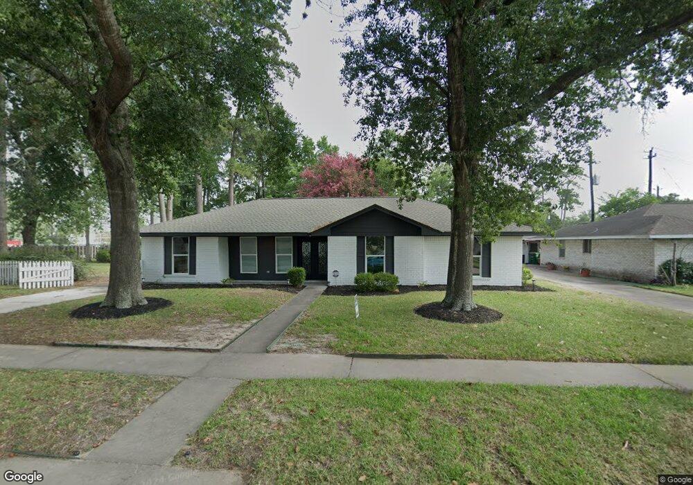 1154 Marcella St, Houston, TX 77091 - photo 1