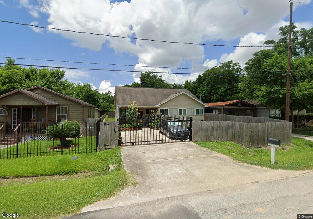 8409 Burg St, Houston, TX 77088 - photo 1