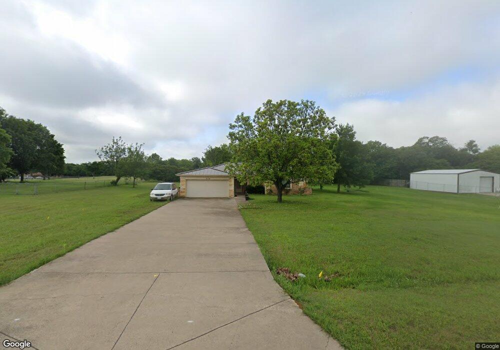 904 Lakeview Dr, Joshua, TX 76058 - photo 1