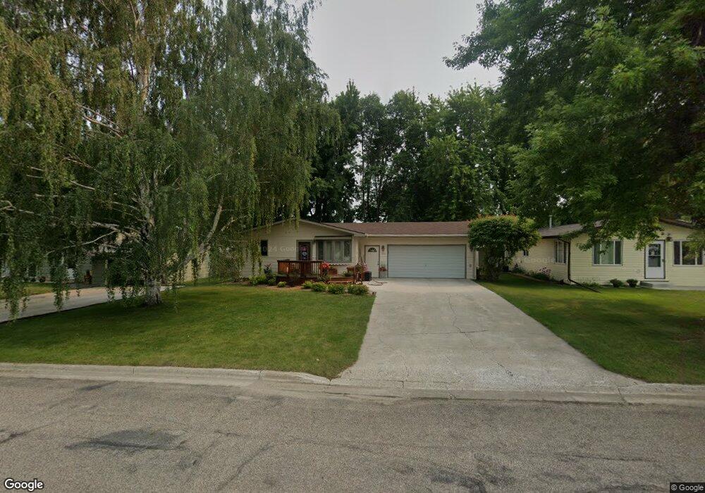 1513 15th St SW, Jamestown, ND 58401 - photo 1