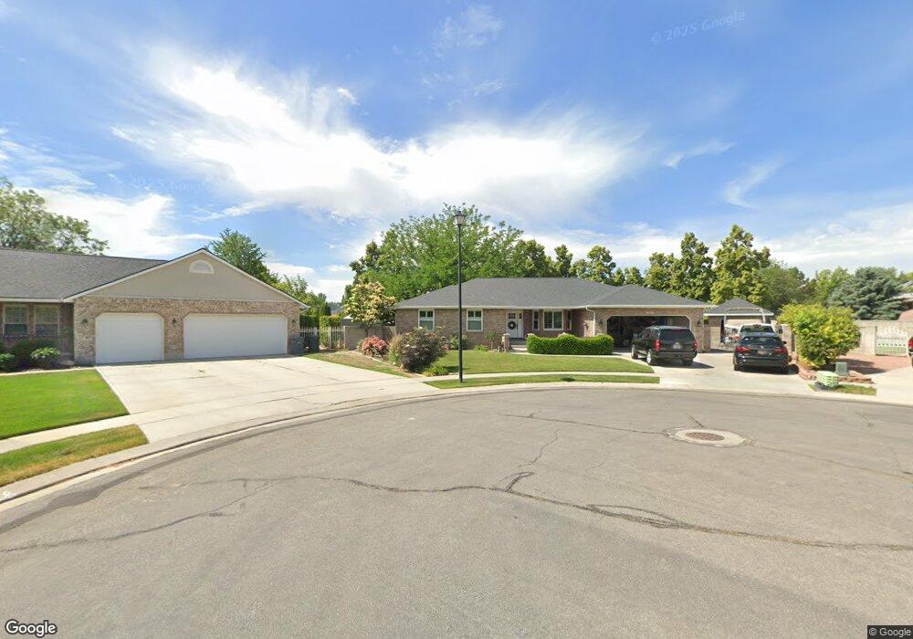 9488 S 2805 W, South Jordan, UT 84095 - photo 1