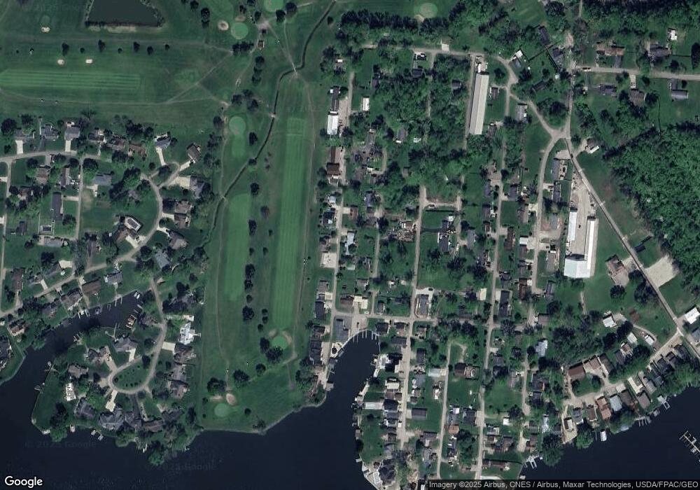 533 Coshocton Ave, Thornville, OH 43076 - photo 1