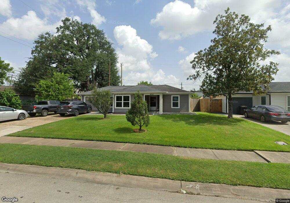 8542 Forum Dr, Houston, TX 77055 - photo 1
