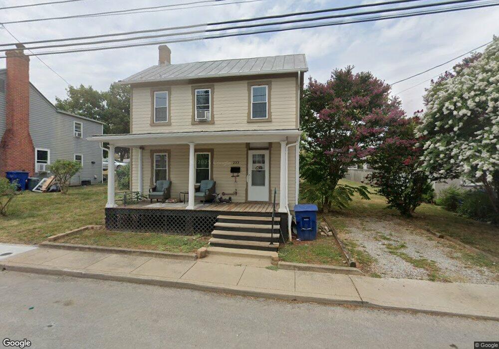 233 Lee St, Front Royal, VA 22630 - photo 1