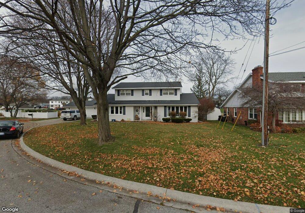 2913 Elmwood St, Port Huron, MI 48060 - photo 1