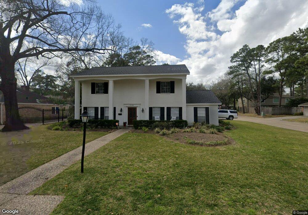 715 Patchester Dr, Houston, TX 77079 - photo 1