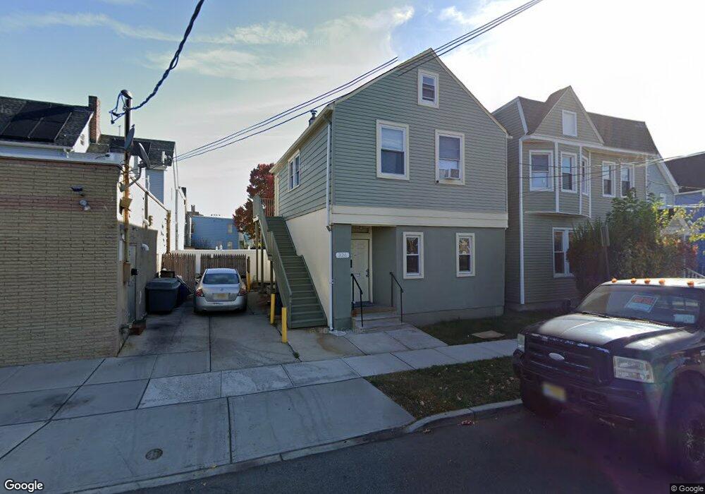 326 Watchung Ave unit 1, Orange, NJ 07050 - photo 1