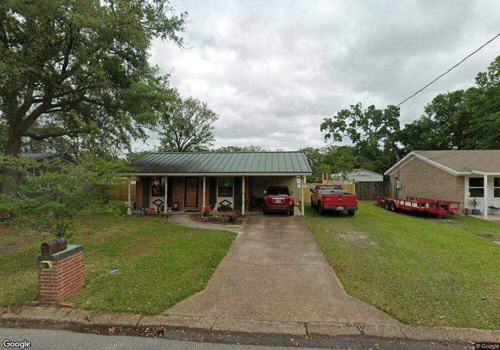 608 Clark Ave, Ocean Springs, MS 39564 - photo 1