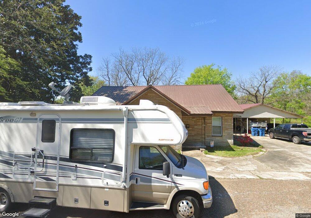 525 N Walnut St, Vivian, LA 71082 - photo 1