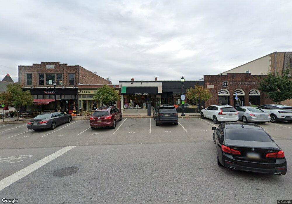 129 N Wayne Ave, Wayne, PA 19087 - photo 1