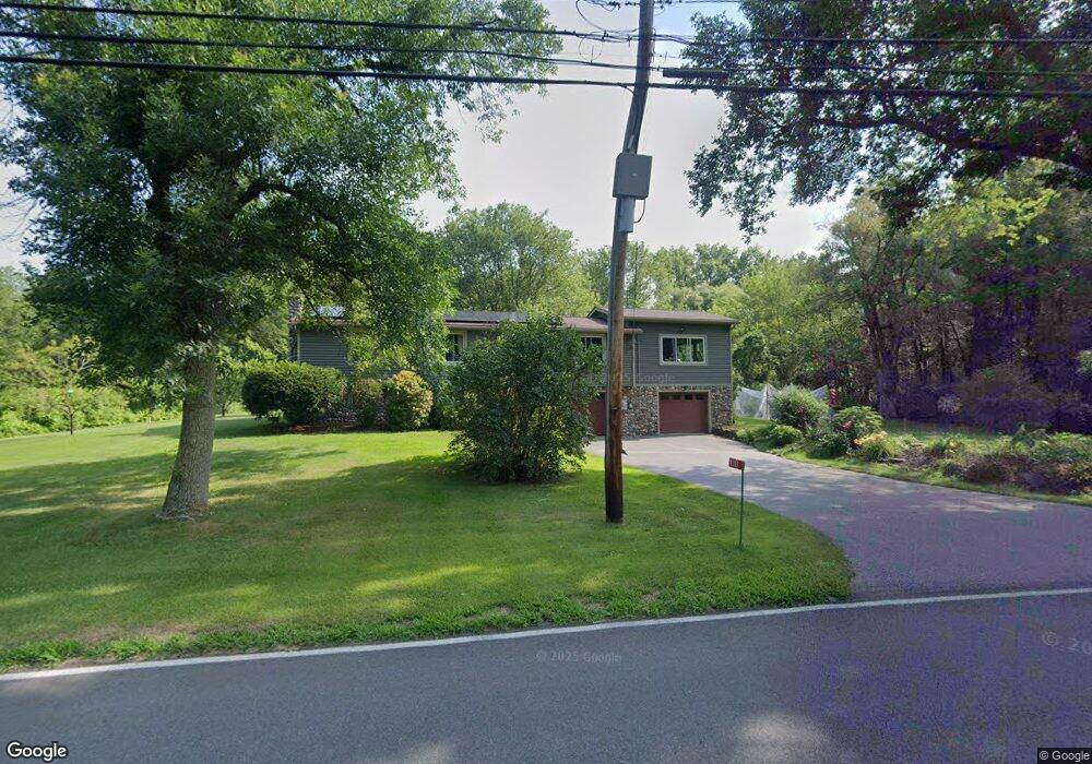 110 Chestnut St, Hatfield, MA 01038 - photo 1