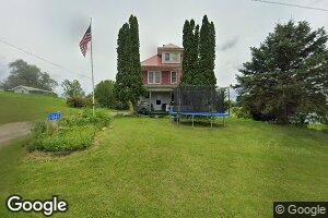 10643 1st St, Center Junction, IA 52212