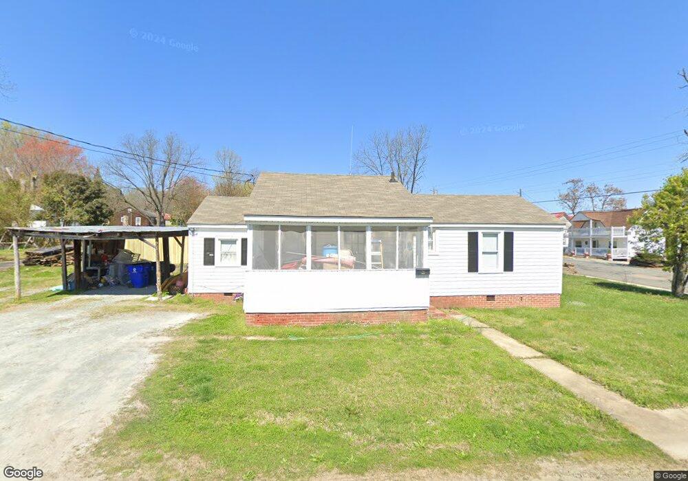 102 Charles St, Siler City, NC 27344 - photo 1