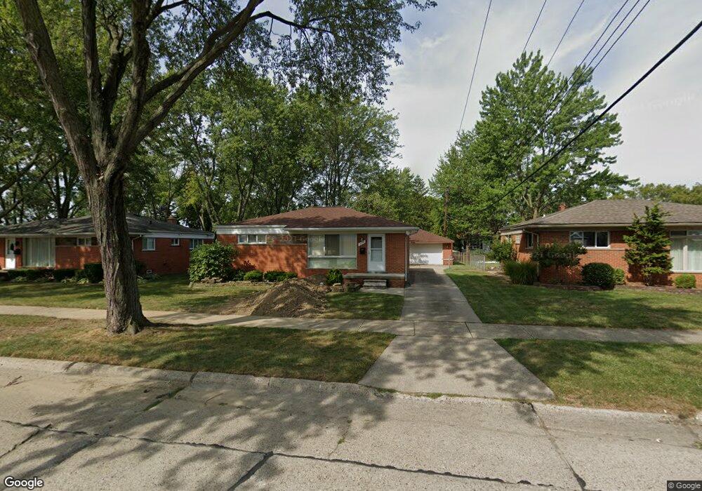 209 N Chocolay Ave, Clawson, MI 48017 - photo 1