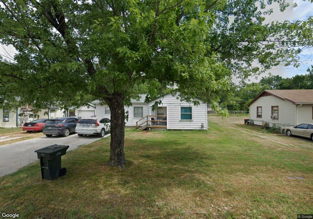 425 E Pine St, Skiatook, OK 74070 - photo 1