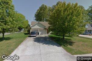 490 Windsor Ln, Flatwoods, KY 41139
