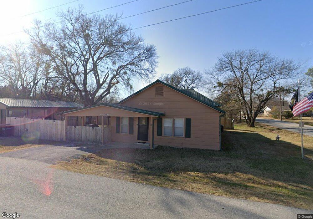 201 S Berkey St, Henryetta, OK 74437 - photo 1