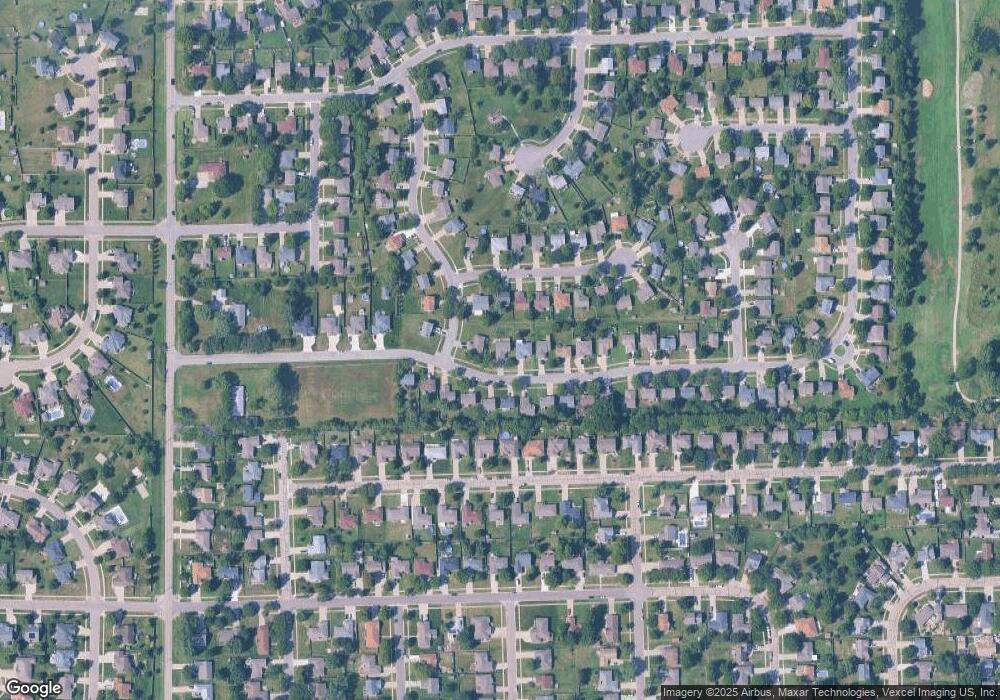 7416 SW 27th St, Topeka, KS 66614 - photo 1