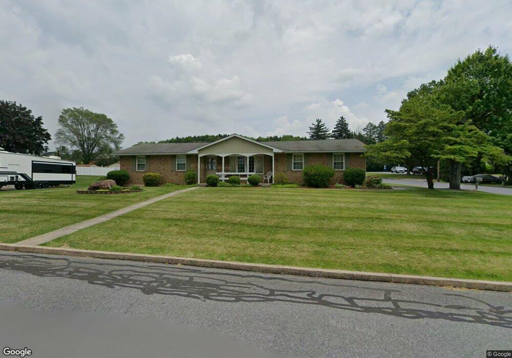 306 Willow Ave, Walnutport, PA 18088 - photo 1